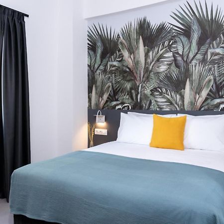 Pame Wild Hotel Атина Екстериор снимка