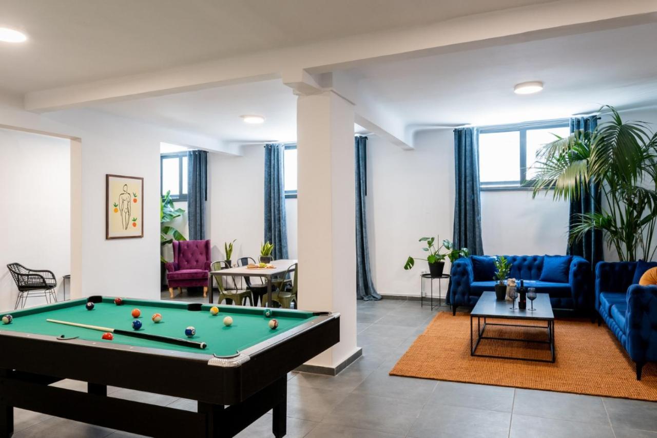 Pame Wild Hotel Атина Екстериор снимка