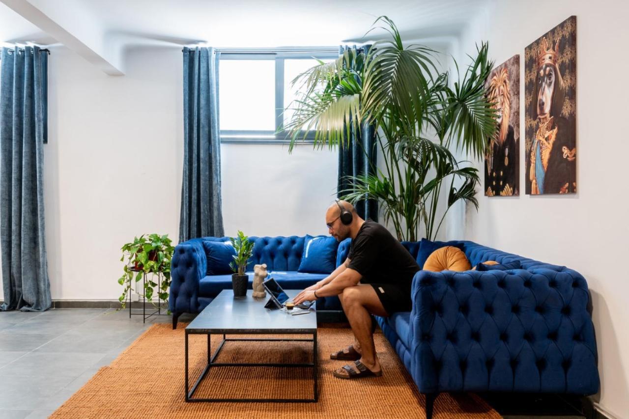 Pame Wild Hotel Атина Екстериор снимка