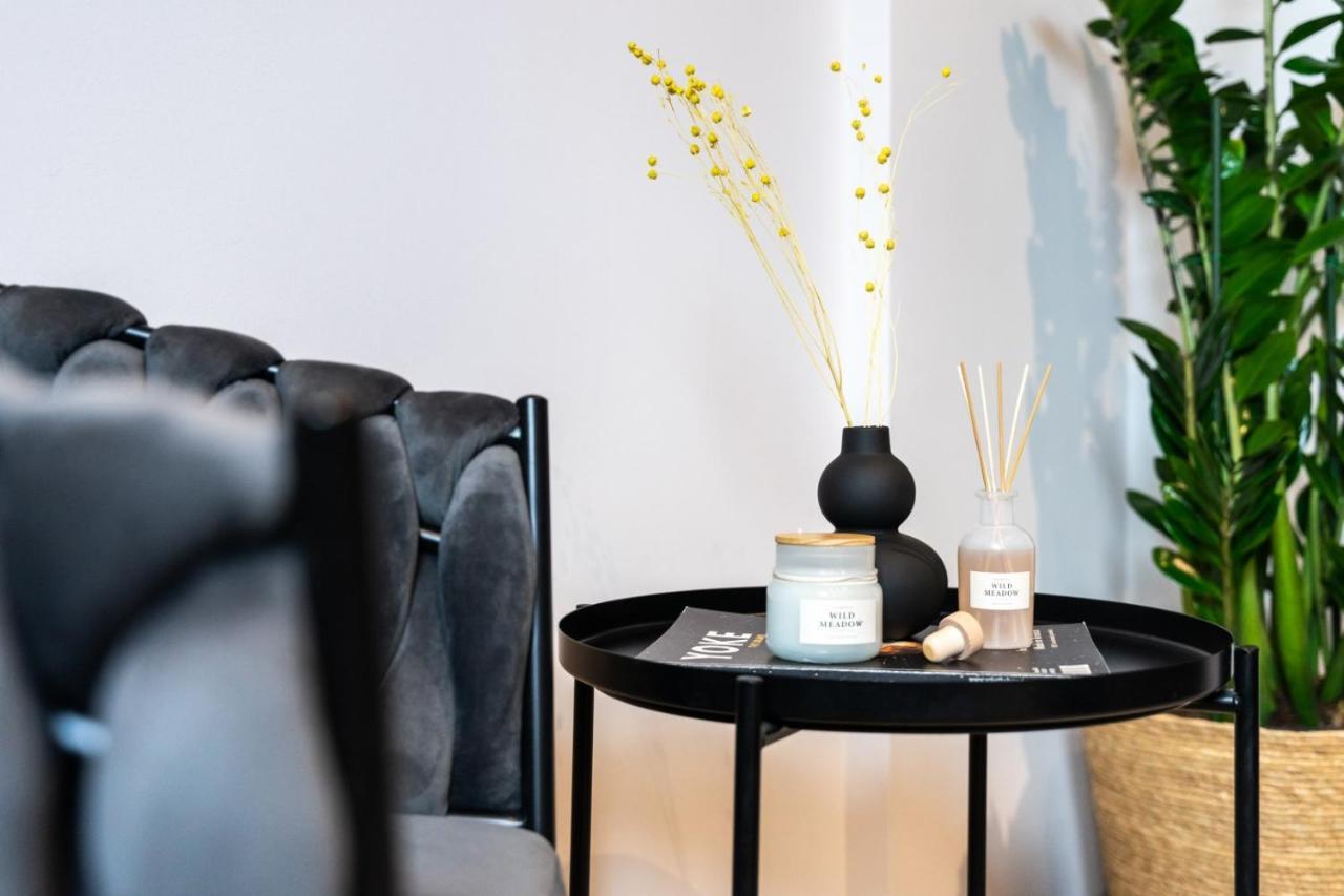 Pame Wild Hotel Атина Екстериор снимка